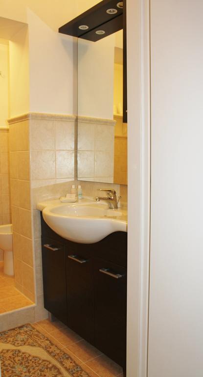 Alfieri Home Holiday โรม ภายนอก รูปภาพ