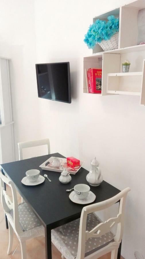 Alfieri Home Holiday โรม ภายนอก รูปภาพ